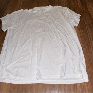Lululemon T-shirt